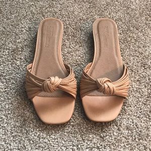 ASOS Knot slides
